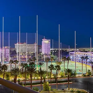 https://mgm-signature-06-714-1br-2ba-balcony-suite.las-vegashotels.net